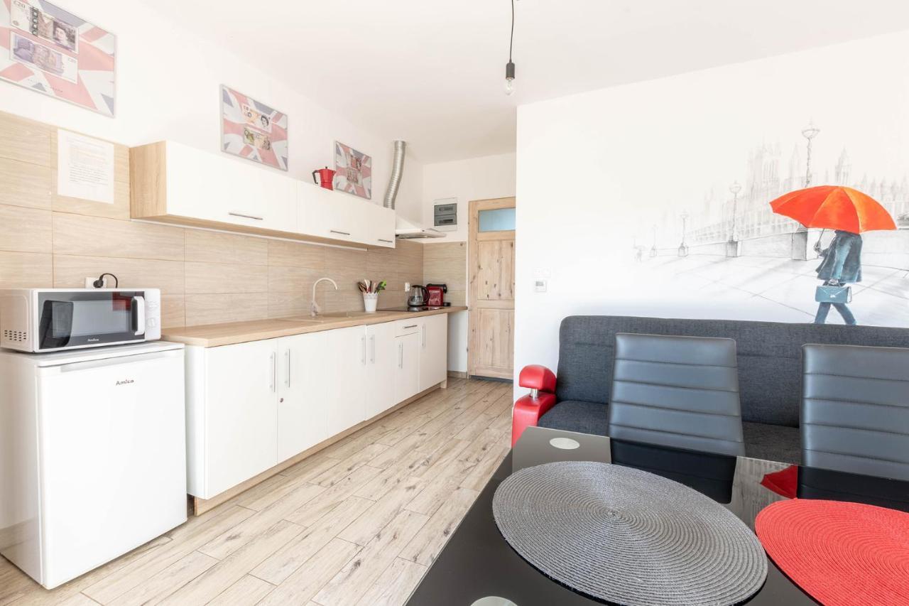 Apartamento Zakatki Swiata Poznan Exterior foto